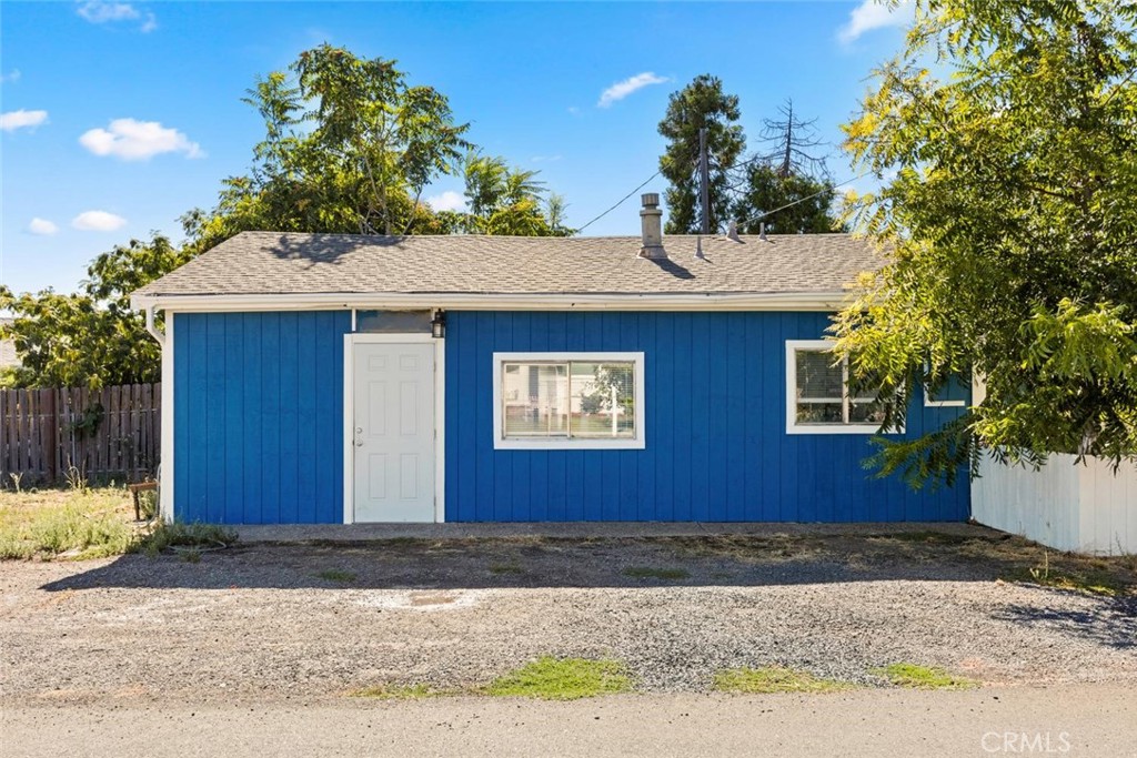 main property photo 30