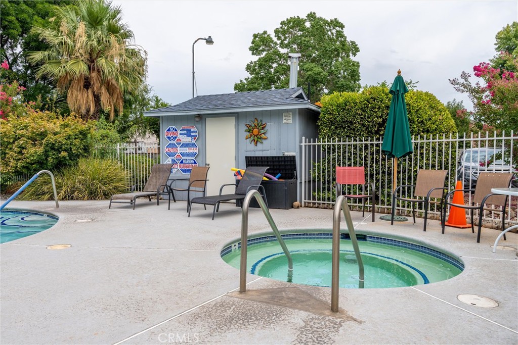 main property photo 50