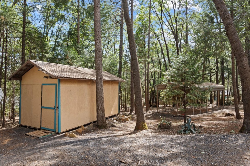 main property photo 40