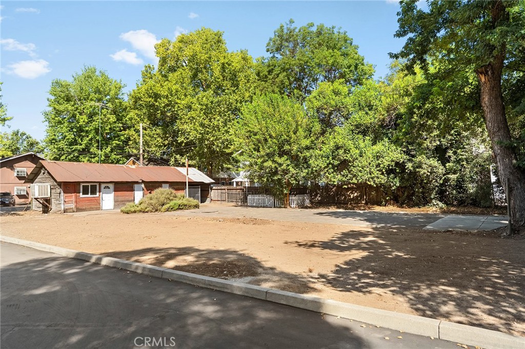 main property photo 7