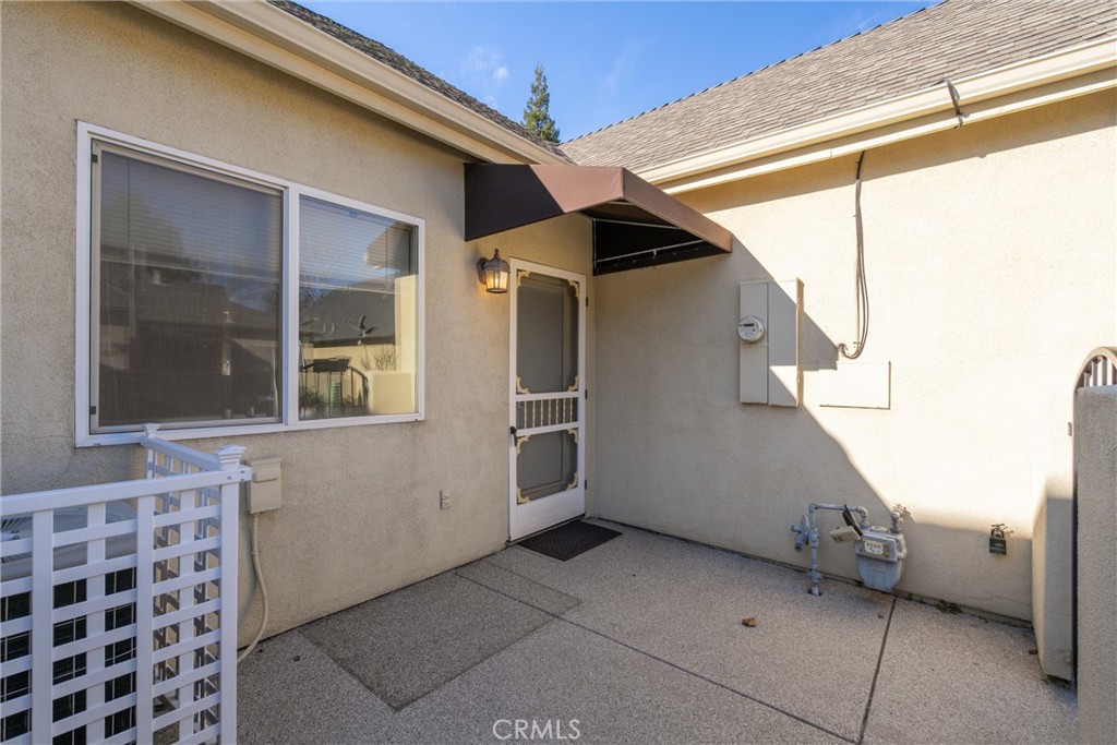 main property photo 30