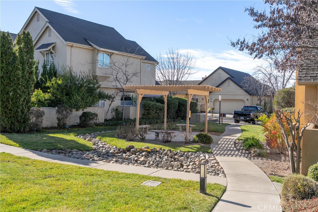 main property photo 31