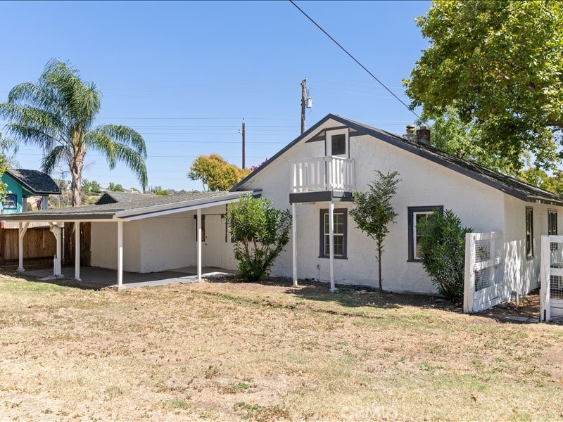 main property photo 27