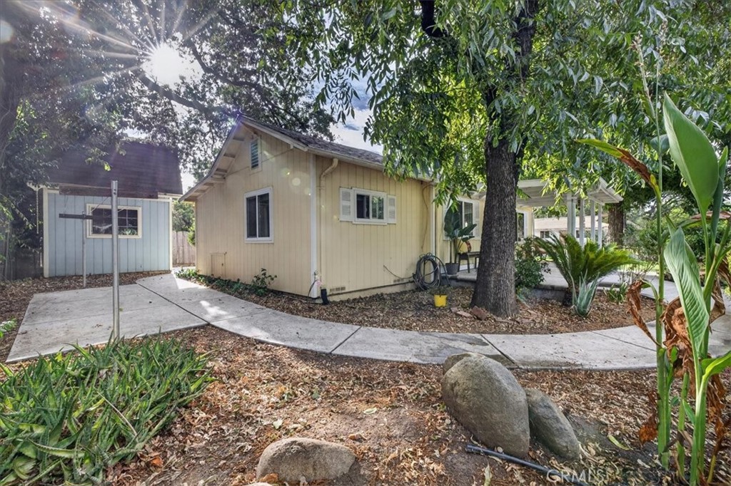 main property photo 32