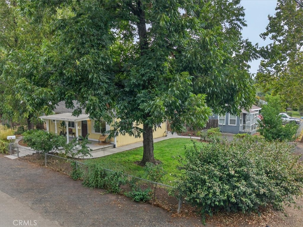 main property photo 45