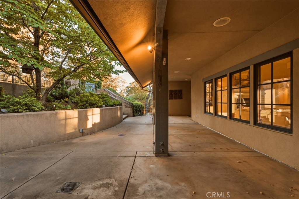 main property photo 51