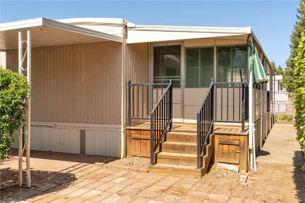 main property photo 37