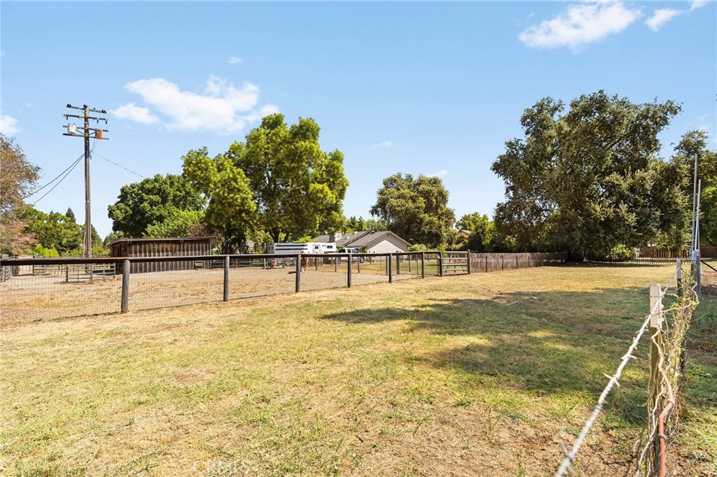 main property photo 45