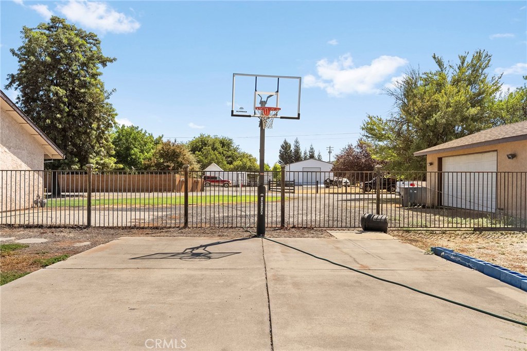 main property photo 51