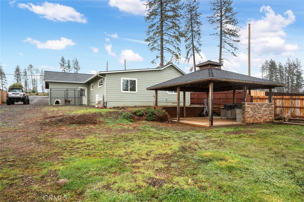 main property photo 33