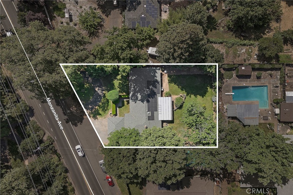 main property photo 24