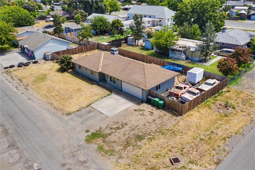 main property photo 24