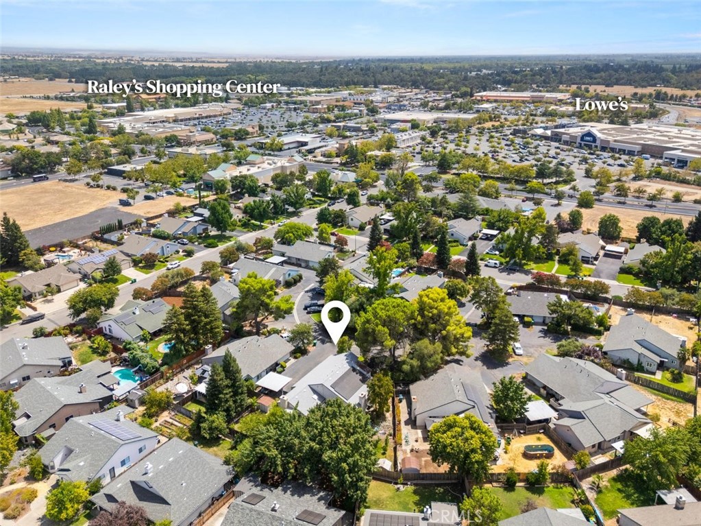 main property photo 28