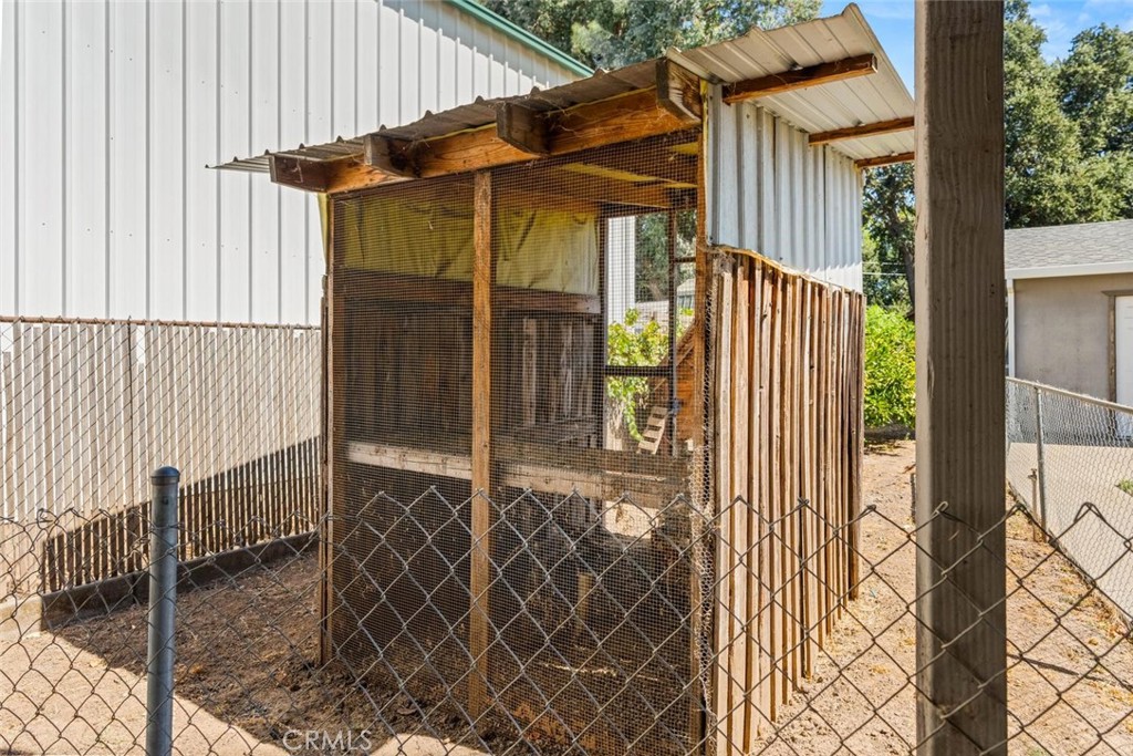 main property photo 39