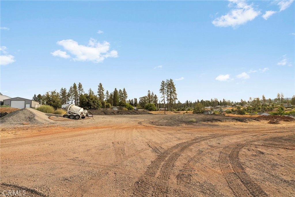 main property photo 15