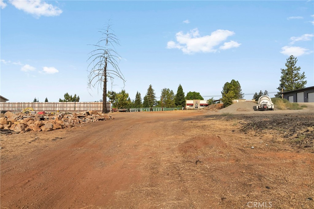 main property photo 18