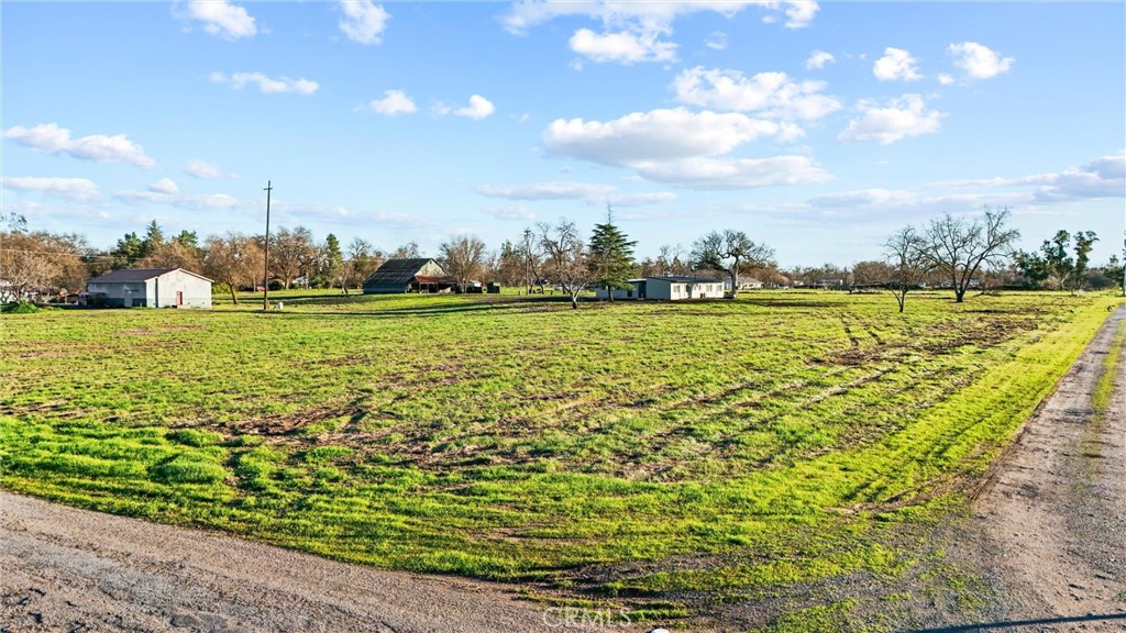 main property photo 42