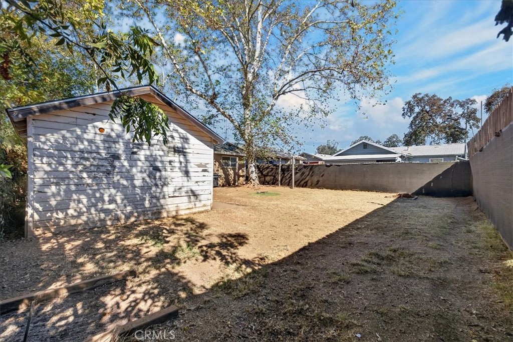 main property photo 40