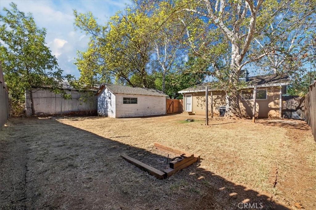 main property photo 41