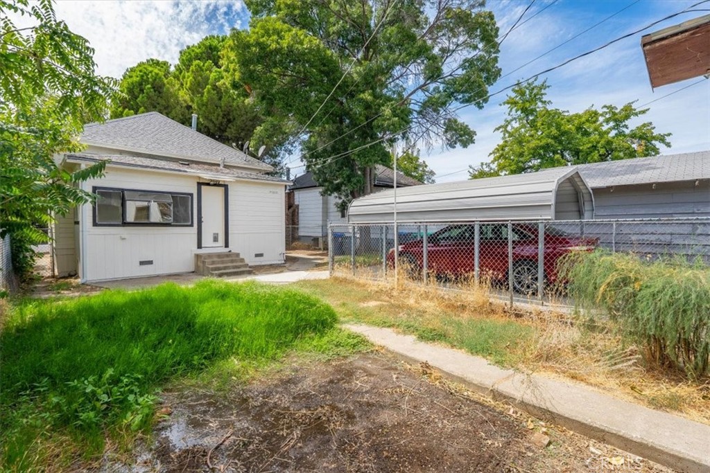main property photo 36