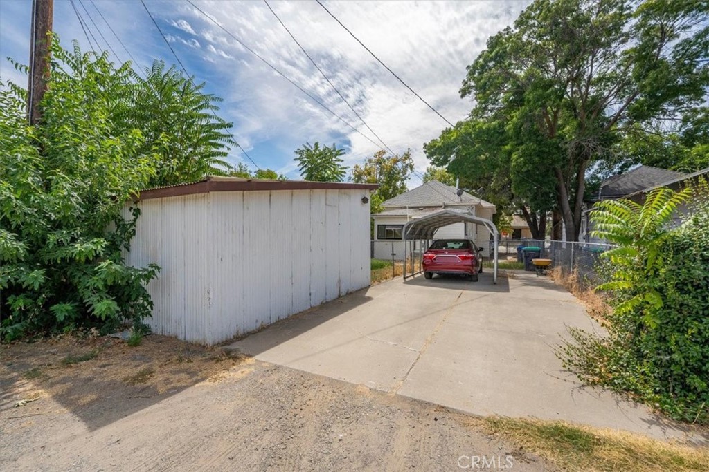 main property photo 37