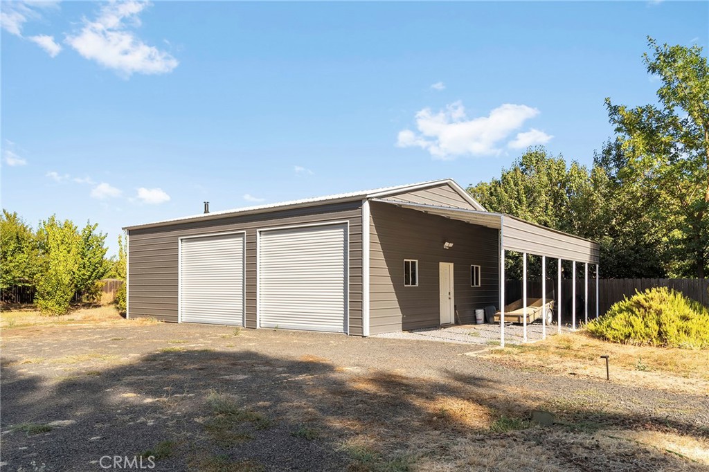 main property photo 3