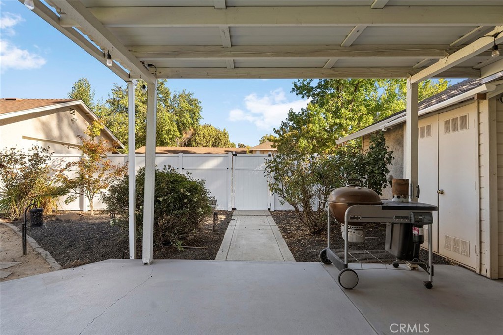 main property photo 43