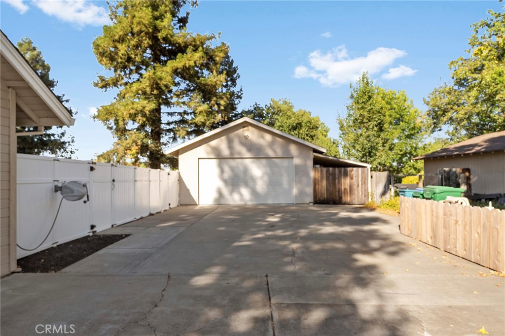 main property photo 56