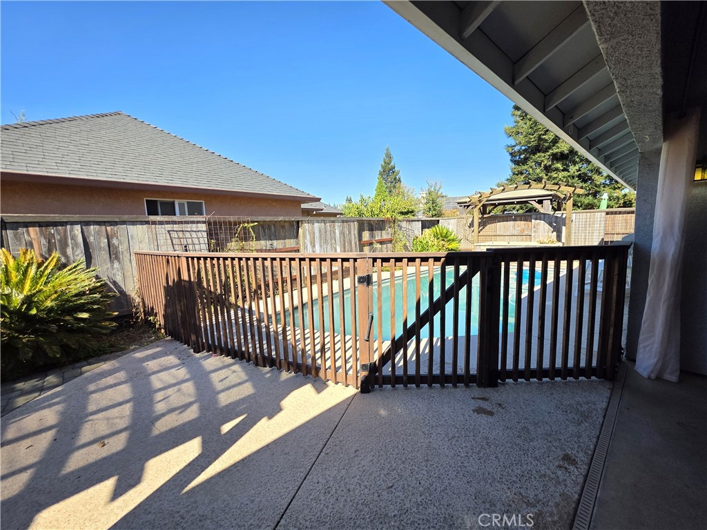main property photo 42