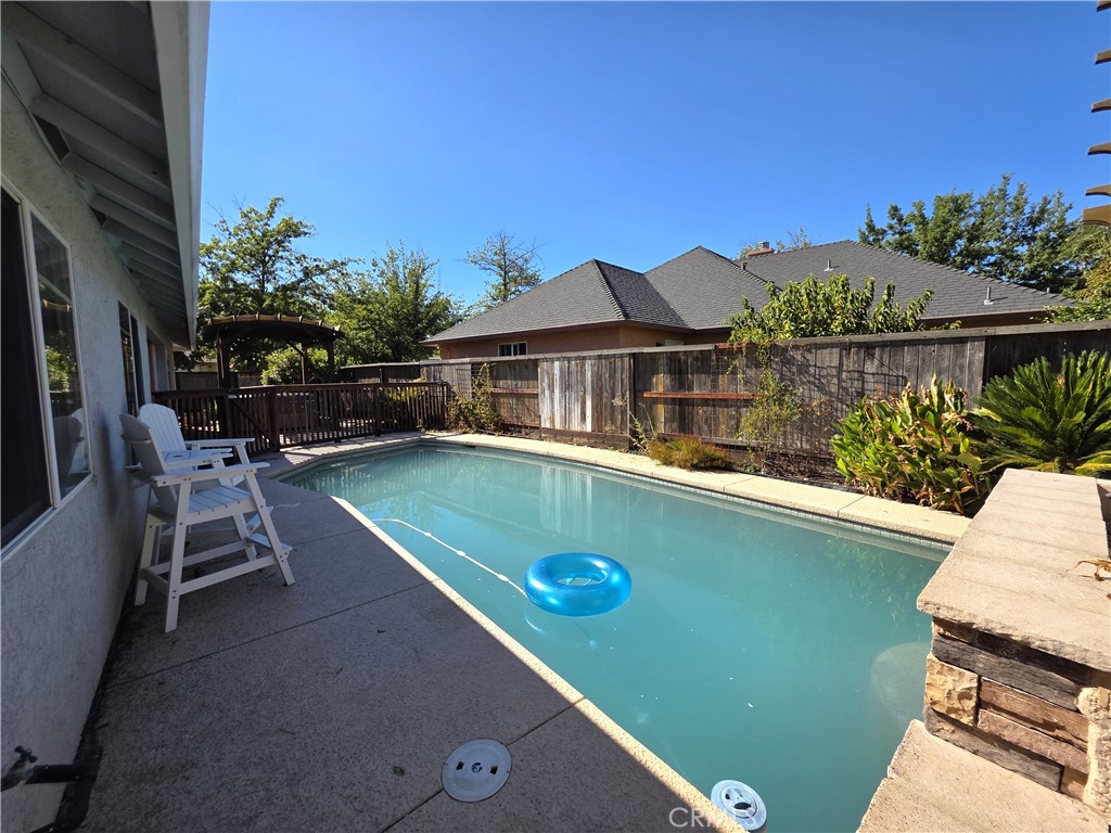 main property photo 43