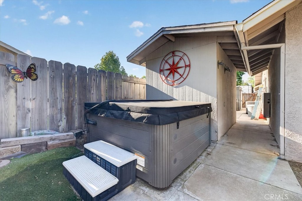 main property photo 60