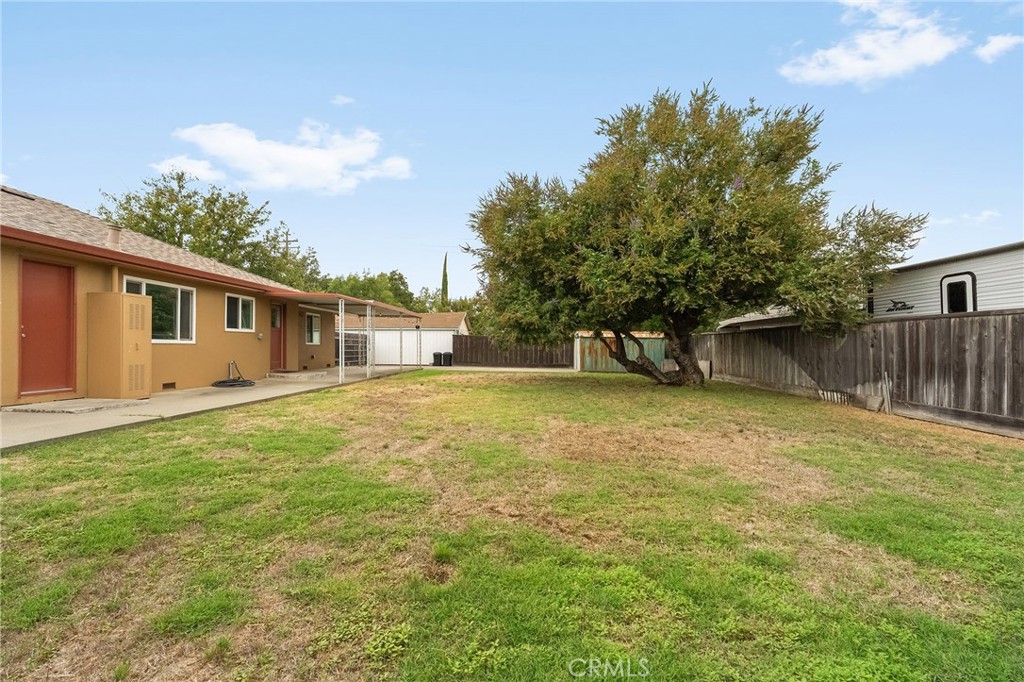 main property photo 24