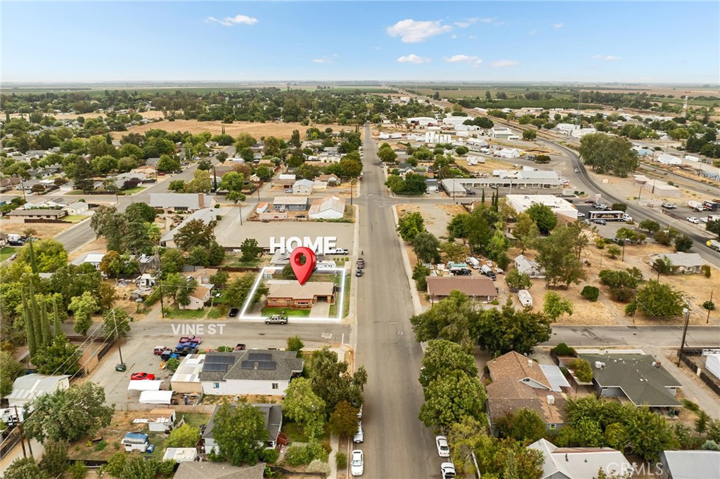 main property photo 30
