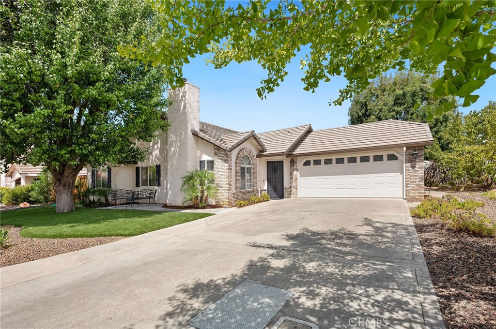 main property photo 26