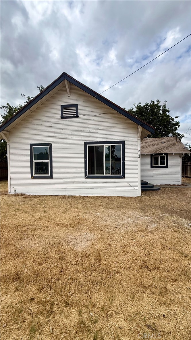 main property photo 22