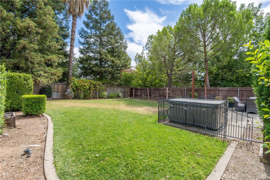 main property photo 41