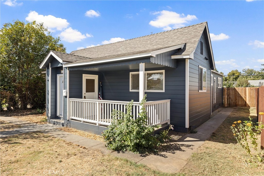main property photo 2