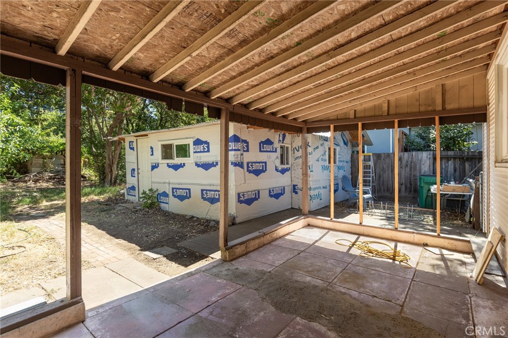 main property photo 20