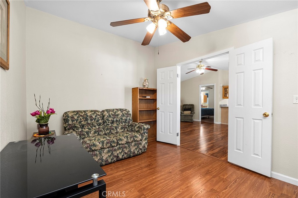 main property photo 13