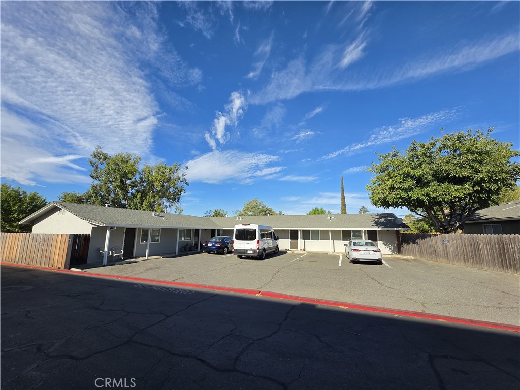 main property photo 17