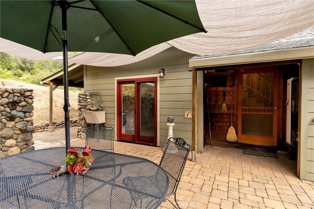 main property photo 51