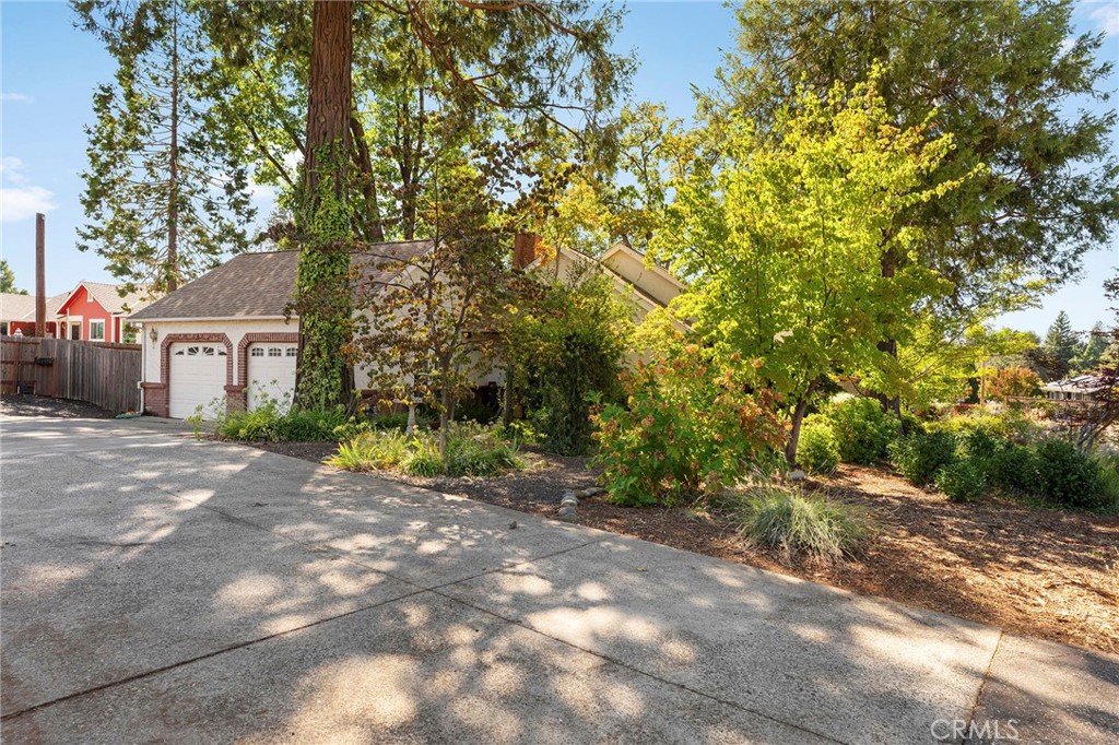 main property photo 60