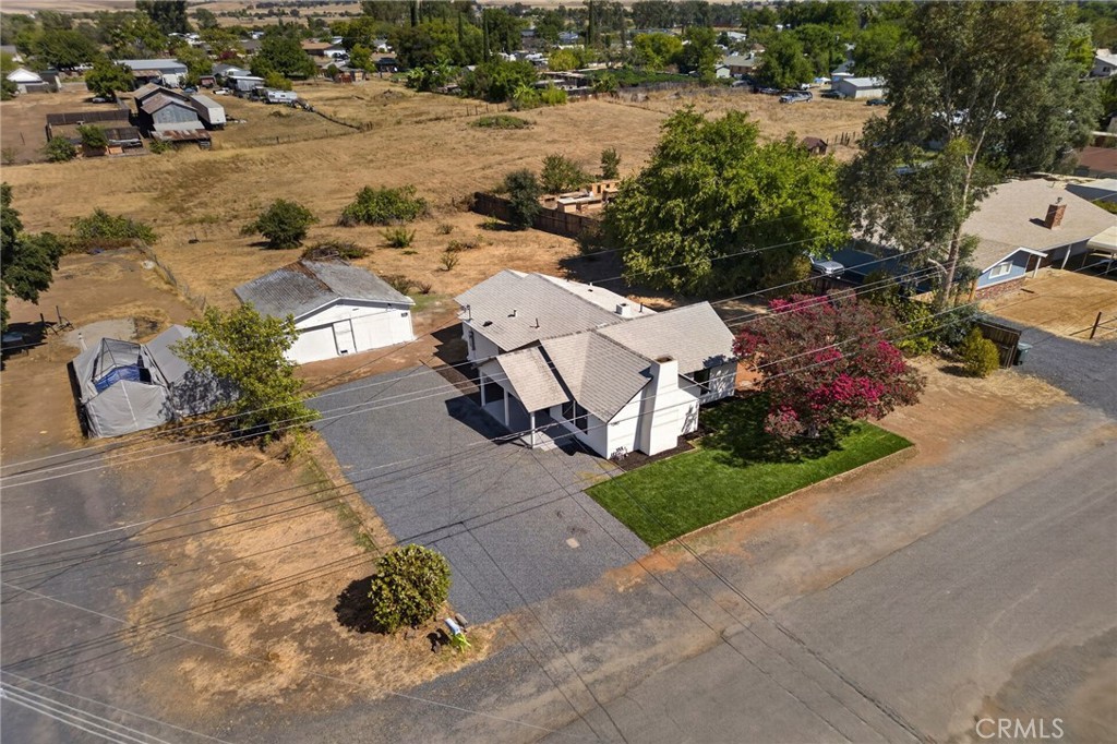 main property photo 38