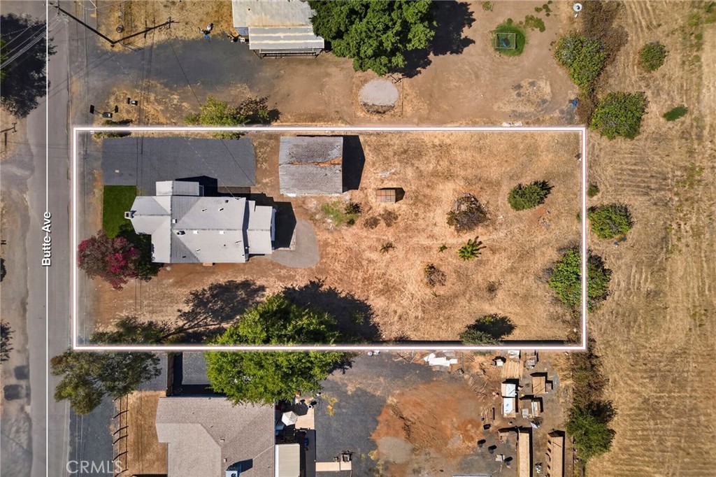 main property photo 39