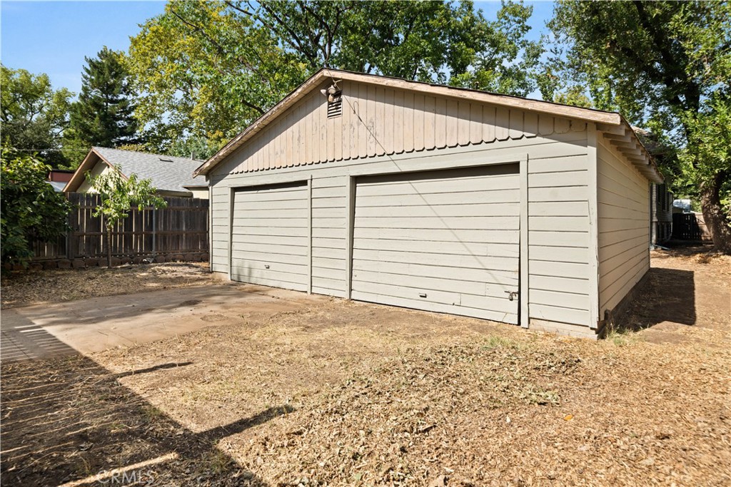 main property photo 46