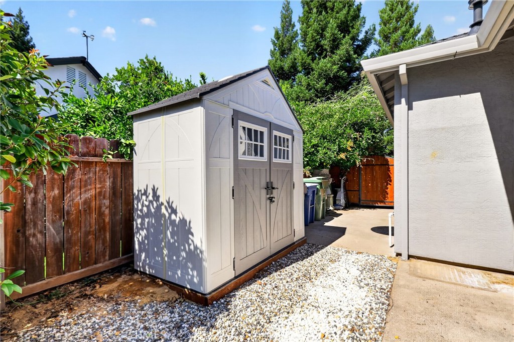 main property photo 48