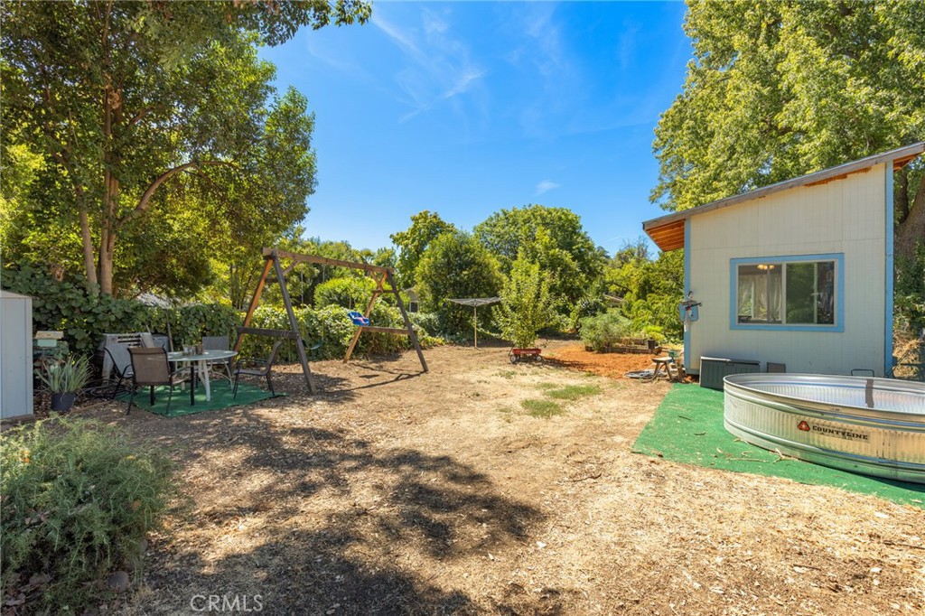 main property photo 24
