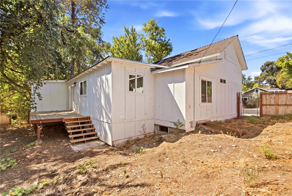 main property photo 4