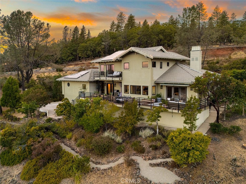 main property photo 40