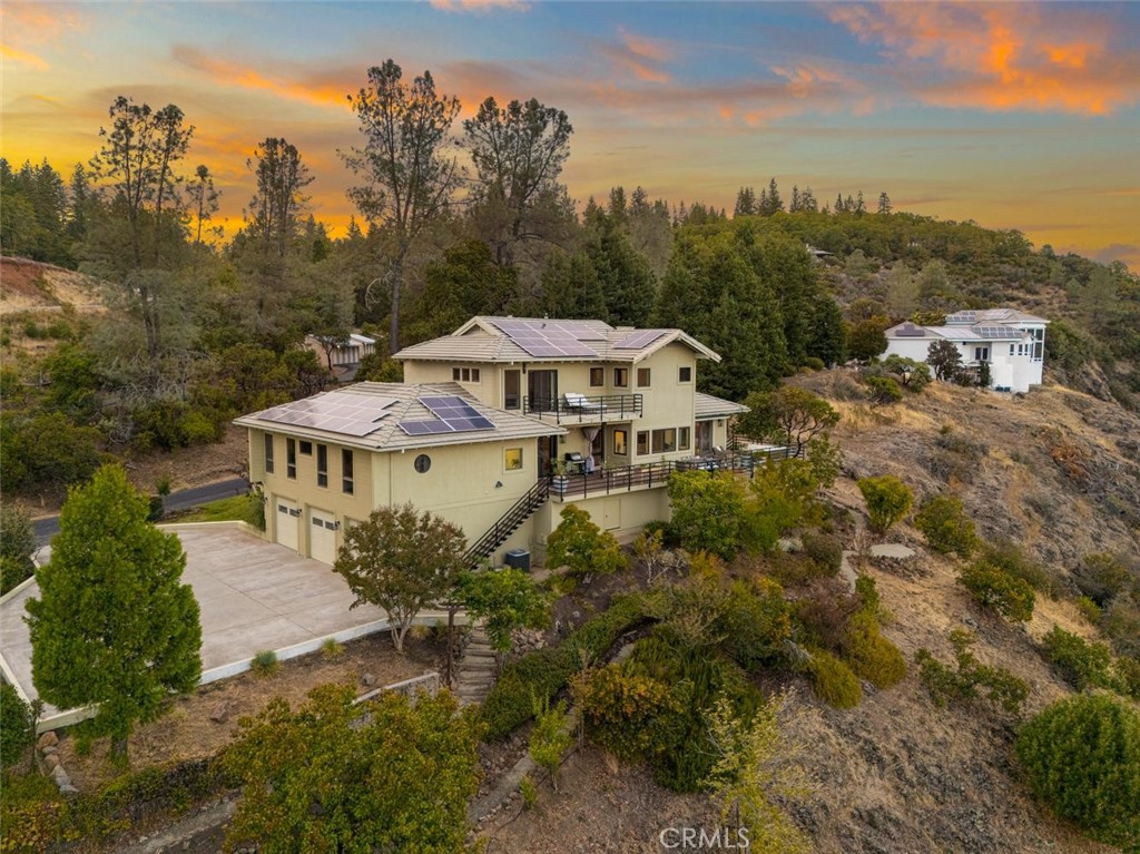main property photo 41